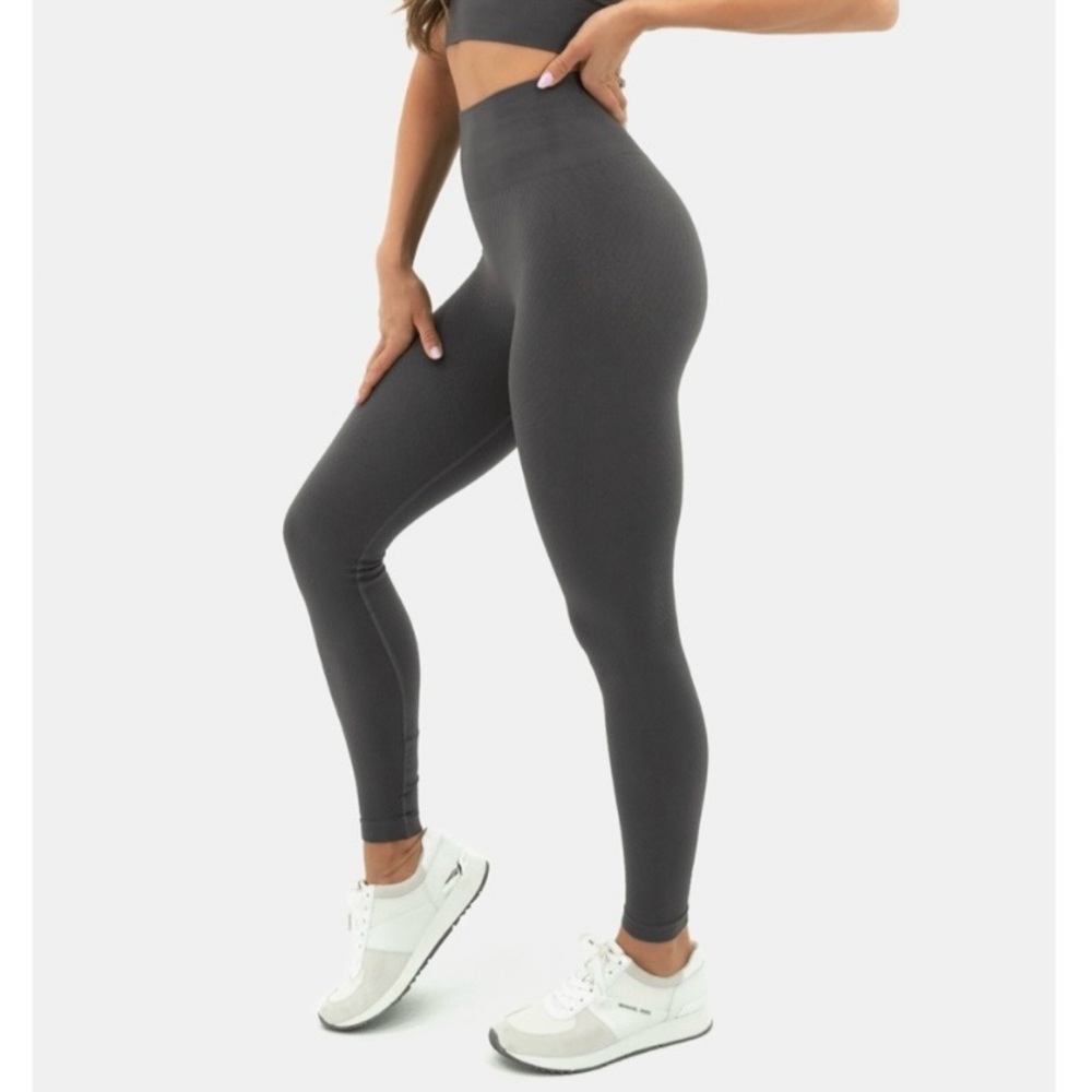Balance Athletica Vitality Energy Pant Graphite Gray Legging Quartz Collection